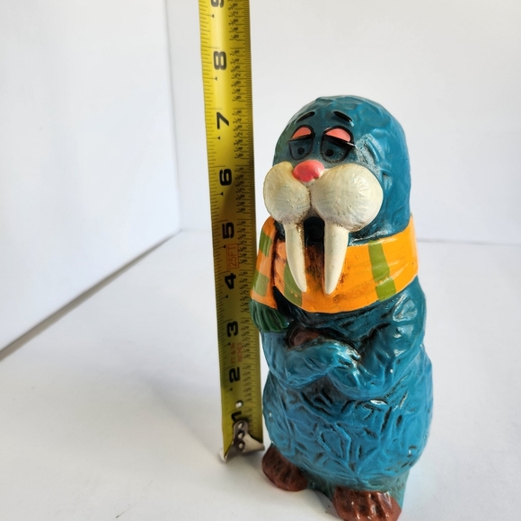 Vintage Walrus Piggy Bank Kitschy Fun Eclectic Unique Home Decor 70s 80s Kitsch - Picture 7 of 7